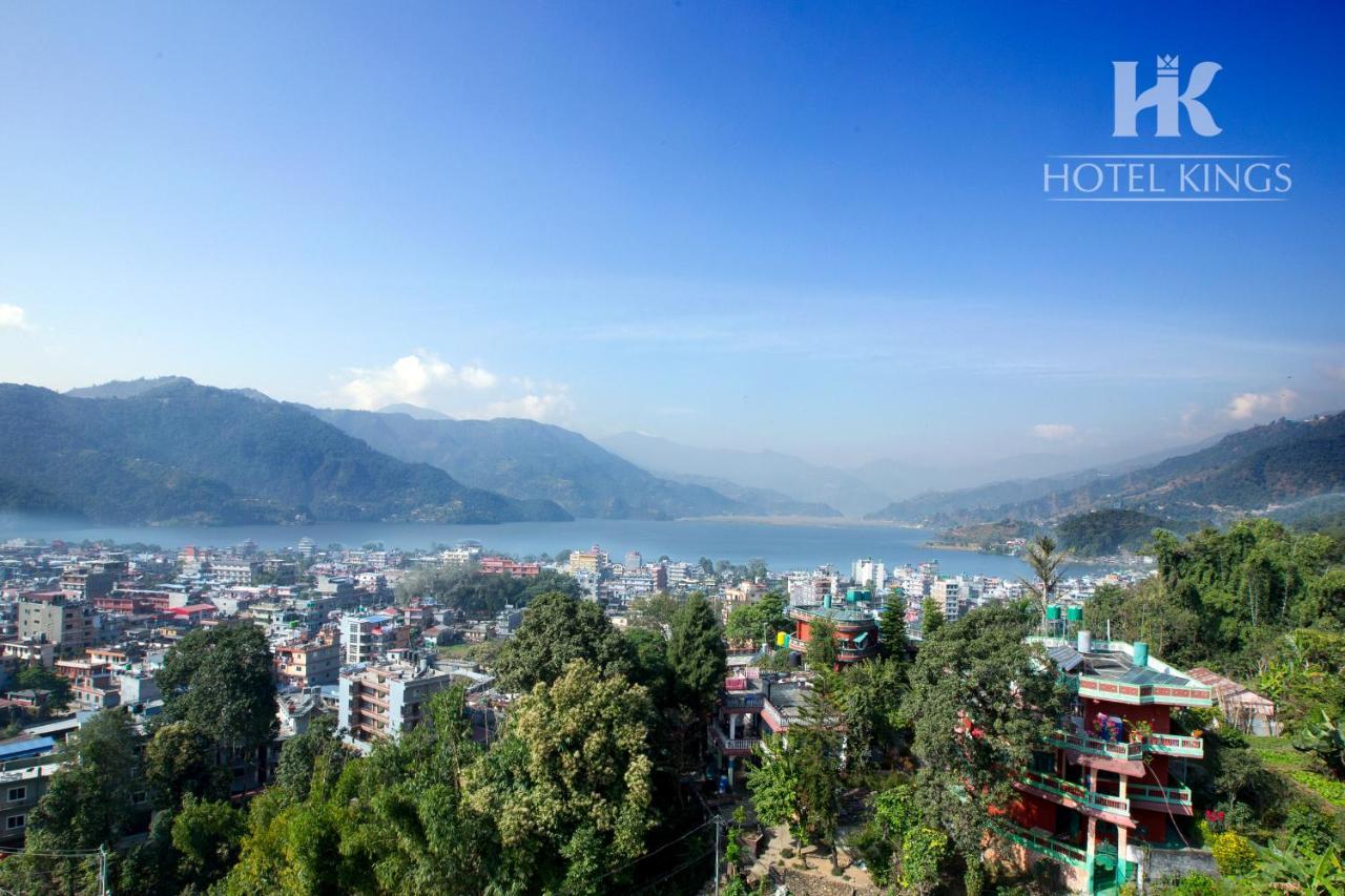 Hotel Kings Pokhara Bagian luar foto